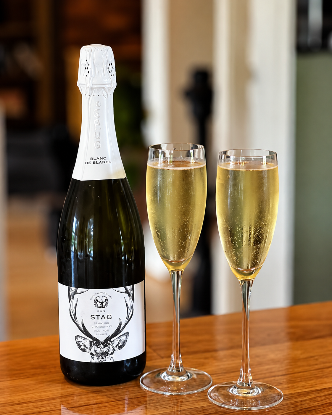 Best Pub Wine List in Williamstown with Australian sparkling wine at The Stags Head Hotel